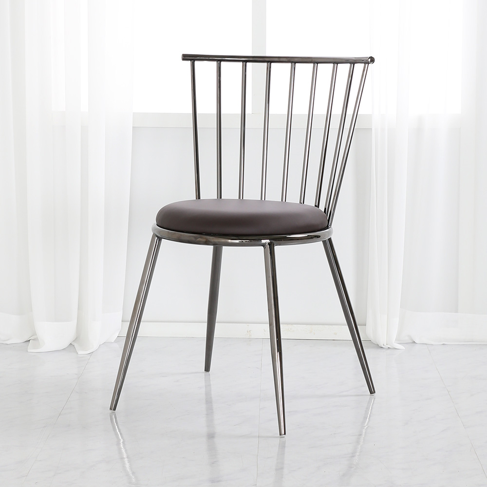 블랙 나인 체어 식탁 인테리어 카페 디자인 의자