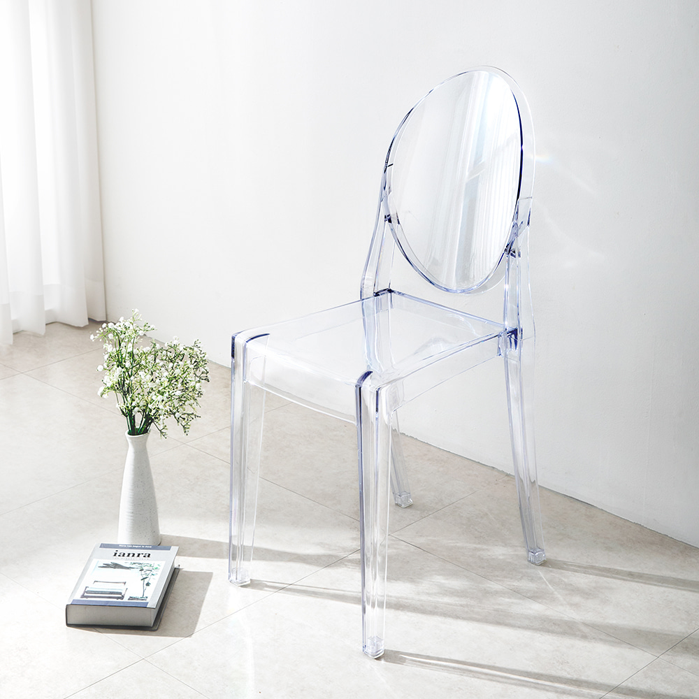 클리어 체어 식탁 카페 인테리어 디자인 투명 의자